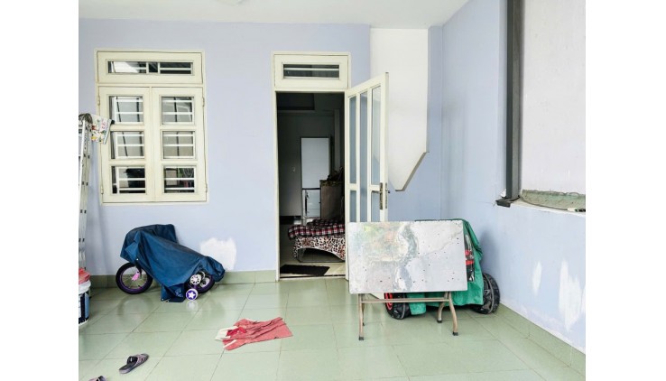 Ngộp Tô Hiến Thành - HXH  Quận 10 - 40m2 - 2 tầng nhú 5 tỷ